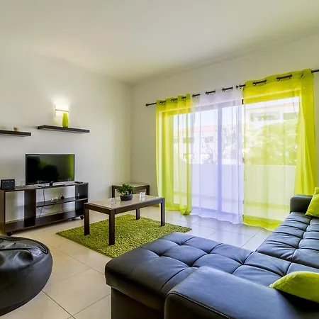 T2 Areias Apartment