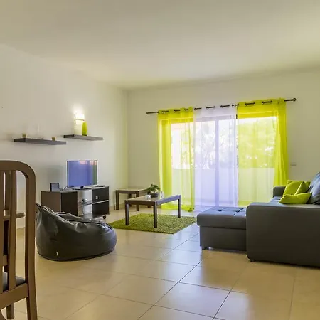 T2 Areias Apartment
